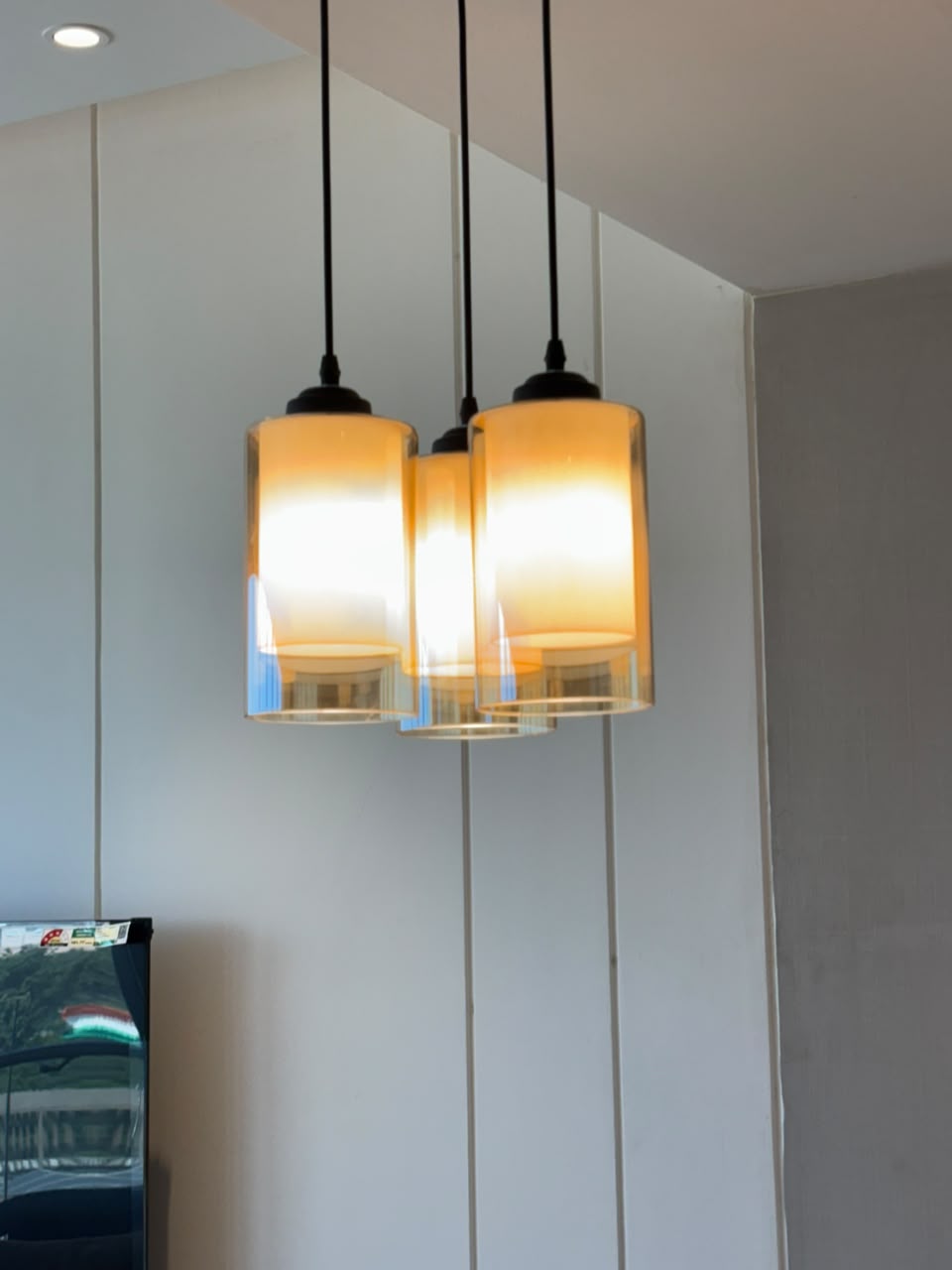 Amber Glow — Lighting & Details